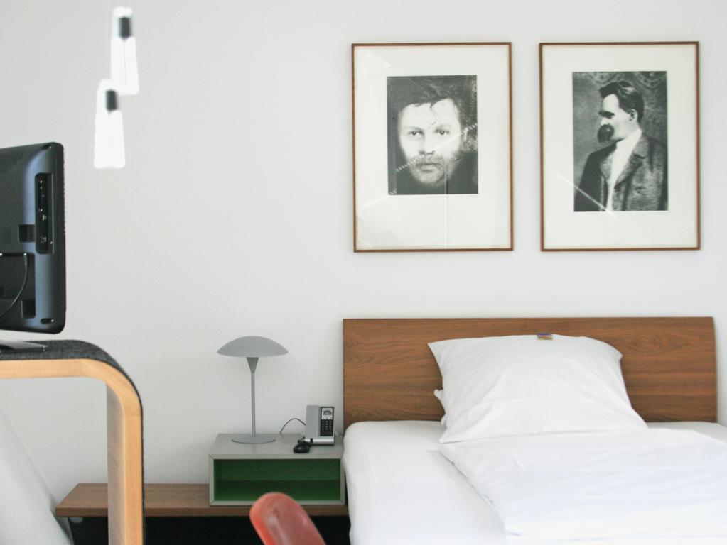 Chelsea Hotel Köln Oda fotoğraf